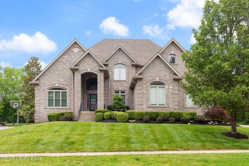 15108 Chestnut Ridge Cir, Louisville, KY, 40245-5290 | Card Image
