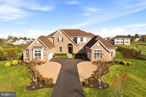 3 Cumberland Cir, Warminster, PA, 18974-1238 | Card Image