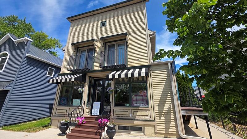 141 E Rhine St, Elkhart Lake, WI 53020