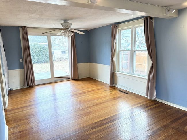 7 Stanton Ave, House other with 4 bedrooms, 1 bathrooms and 2 parking in Huntington MA | Image 12