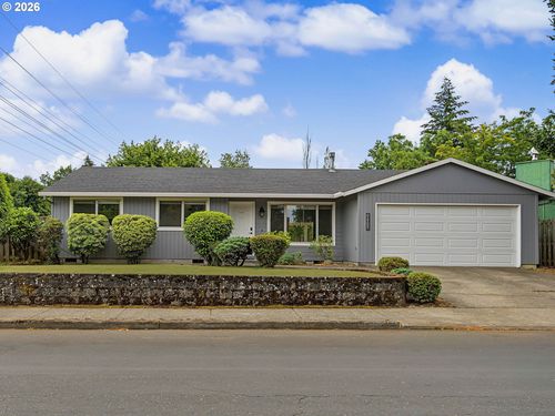 19914 Ne Holladay St, Portland, OR, 97230 | Card Image