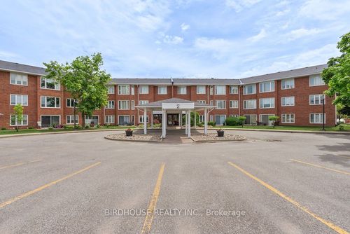 202-2 Heritage Way, Lindsay, ON, K9V5P5 | Card Image
