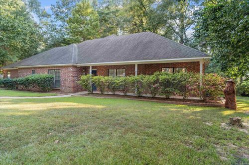 9211 Elm Tree Cir, Tyler, TX, 75703-7624 | Card Image