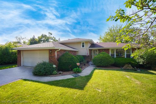 10906 3rd St, Mokena, IL, 60448-1104 | Card Image