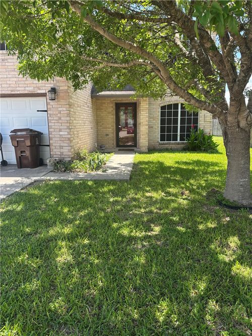 2109 Brook Lane, Kingsville, TX, 78363 | Card Image