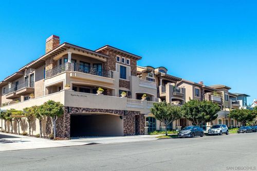 unit-208-120 C Ave, Coronado, CA, 92118-1981 | Card Image