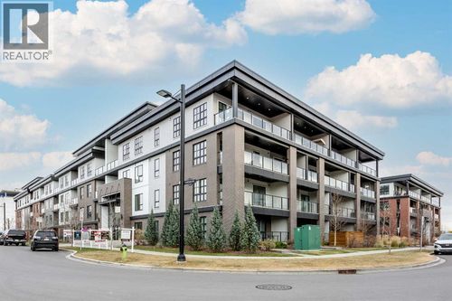 4275 Norford Ave Nw, Calgary, AB, T3B6M2 | Card Image