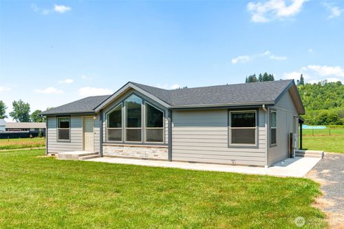 216 Mossyrock Rd W, Mossyrock, WA, 98564-9610 | Card Image