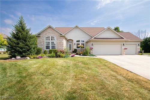 5355 Muirfield Dr, Pepper Pike, OH, 44124-5384 | Card Image
