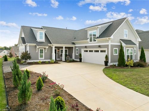 397 Brookberry Farm Cir, Winston Salem, NC, 27106-8776 | Card Image