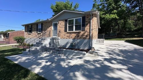 222 Ash Dr, Franklin, TN, 37064-2305 | Card Image