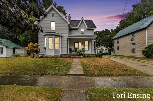 214 W Montcalm St, Greenville, MI, 48838-1744 | Card Image