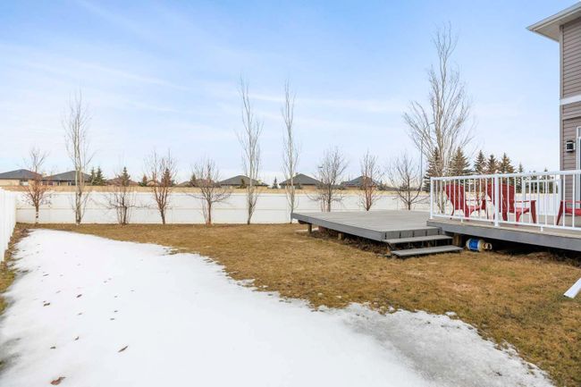 133 Everwoods Court Sw, Home with 4 bedrooms, 3 bathrooms and 4 parking in Calgary AB | Image 45