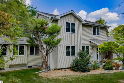 1000 Country Way, Mt Pleasant, MI, 48858-6100 | Card Image