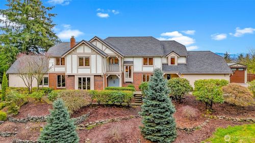 412 Hi Crest Dr, Auburn, WA, 98001-3838 | Card Image