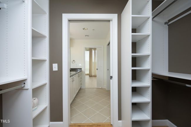 34closet | Image 31