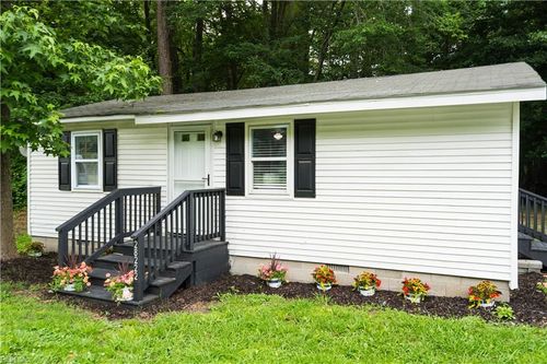 28222 Lankford Hwy, Melfa, VA, 23410-2872 | Card Image
