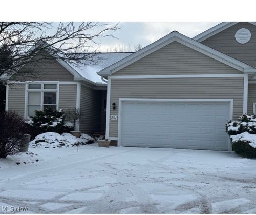 891 Stonewater Dr, Kent, OH, 44240-2052 | Card Image