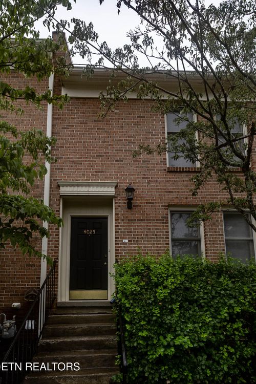 4025 Heather Court, Knoxville, TN, 37919 | Card Image