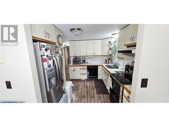 3705 Kahn Rd, House other with 4 bedrooms, 2 bathrooms and null parking in Cranbrook BC | Image 9