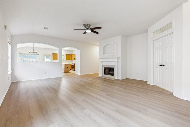 3659 Nolan Ryan, House other with 3 bedrooms, 2 bathrooms and 4 parking in Round Rock TX | Image 7