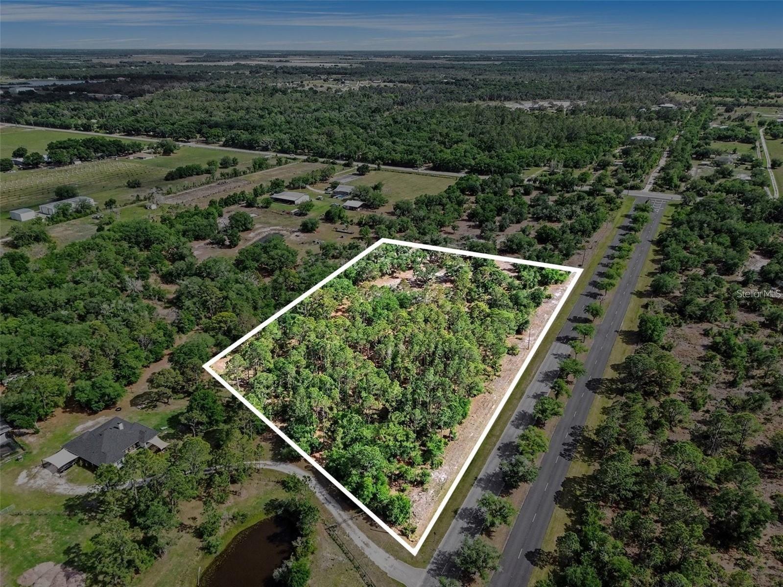 Land in MYAKKA CITY