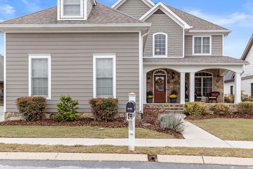 7371 Artisan Cir, Ooltewah, TN, 37363-7160 | Card Image