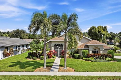450 Lake Of The Woods Dr, VENICE, FL, 34293-4146 | Card Image