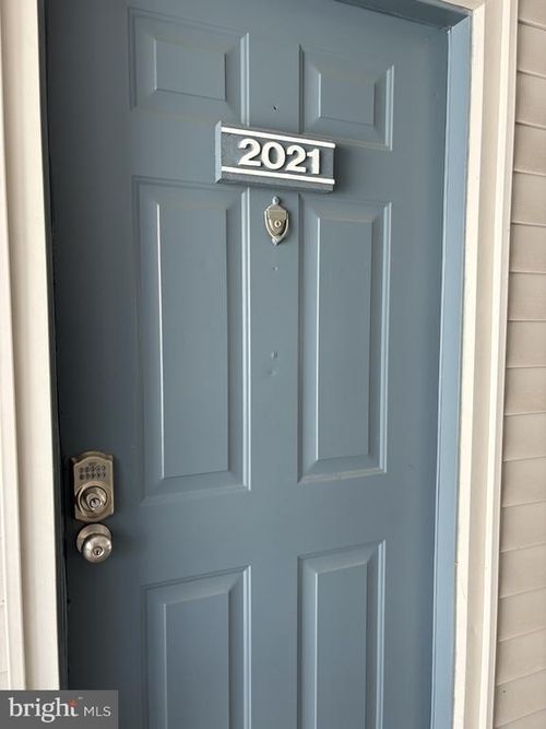 2021 Lucas Ln, VOORHEES, NJ, 08043-2566 | Card Image