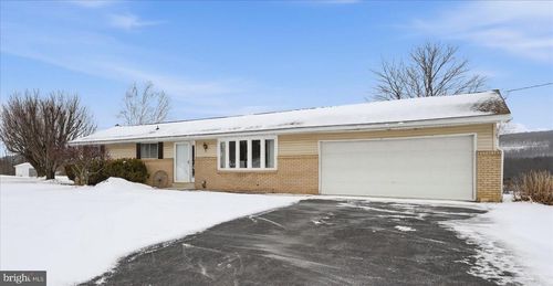 143 Mill Drive, TAMAQUA, PA, 18252 | Card Image