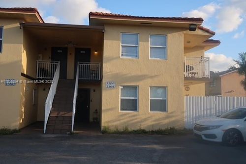 0-1360 W 42nd St, Hialeah, FL, 33012-5940 | Card Image
