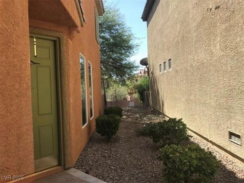 8177 Sailor Point Ave, Las Vegas, NV, 89147-3766 | Card Image