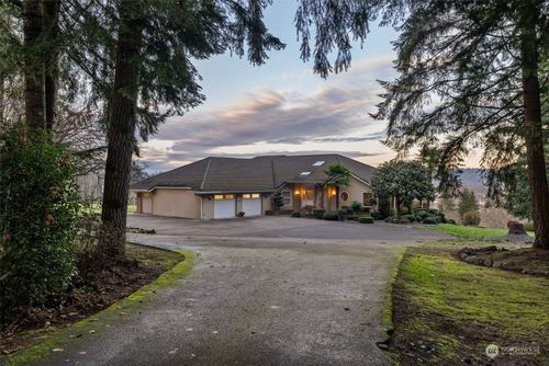 145 Three Mtn Way, Chehalis, WA, 98532 | Card Image