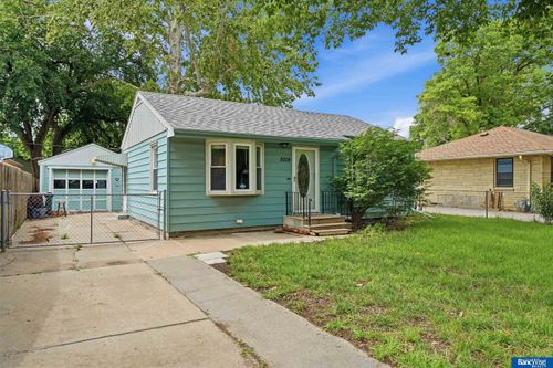 5019 Fremont St, Lincoln, NE, 68504-1830 | Card Image
