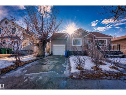5517 49 Ave, Wetaskiwin, AB, T9A0R5 | Card Image