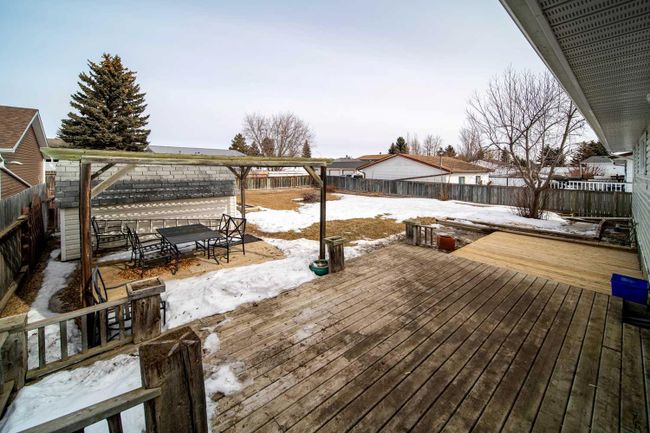 4218 54 Avenue, Home with 5 bedrooms, 3 bathrooms and 1 parking in Provost AB | Image 28