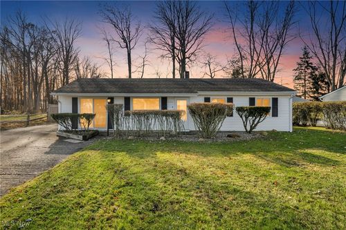 34111 W Point Dr, North Ridgeville, OH, 44039-4104 | Card Image