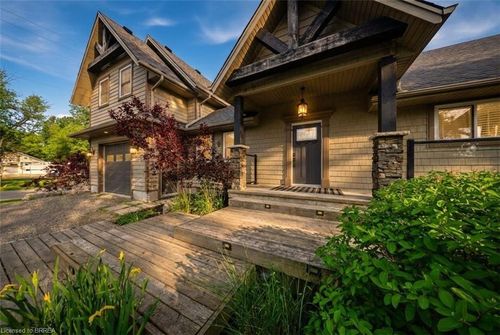 10 Reserve St, Vittoria, ON, N0E1W0 | Card Image