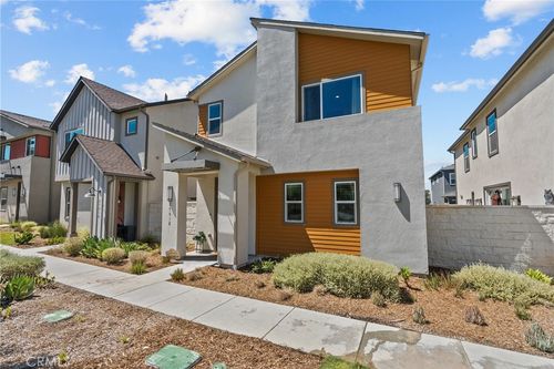 27012 Trail View Ln, Valencia, CA, 91381-2158 | Card Image