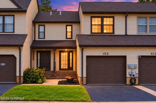 413 Oak Knoll Dr, Manalapan, NJ, 07726-3869 | Card Image