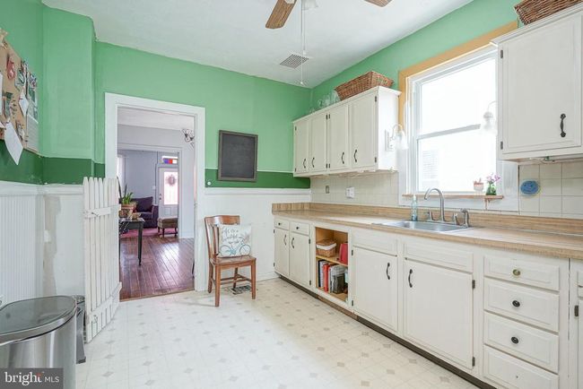 86 E 3 Rd St, Home with 2 bedrooms, 2 bathrooms and null parking in MOORESTOWN NJ | Image 13