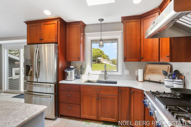 32-web-or-mls-16093-harbor-point-dr | Image 12