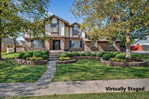 2925 Claremont Dr, Bartlesville, OK, 74006-5813 | Card Image