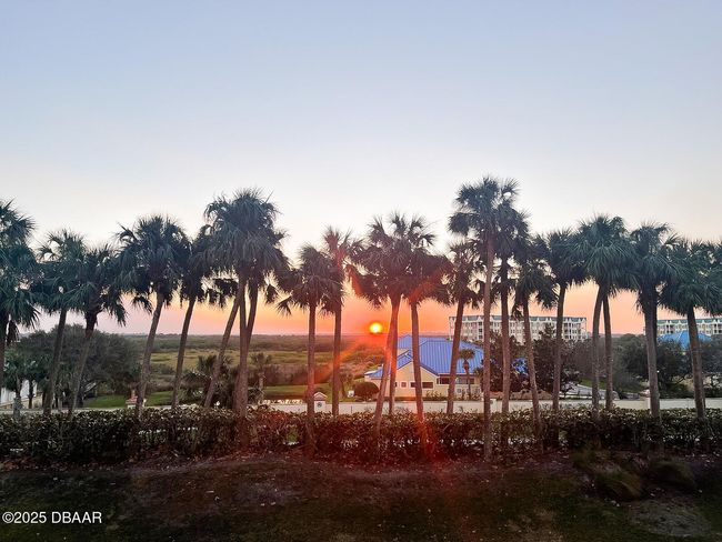 C303 - 4650 Links Village Dr, Condo with 3 bedrooms, 3 bathrooms and null parking in Ponce Inlet FL | Image 8