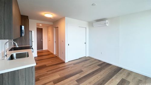 1708-1515 Liona St, Honolulu, HI, 96814-2442 | Card Image