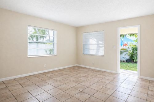 c-111 Sw 14th Court, Pompano Beach, FL, 33060 | Card Image