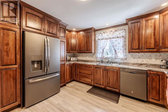 16 Reginalds Pl, Home with 4 bedrooms, 3 bathrooms and null parking in Conception Bay South NL | Image 13