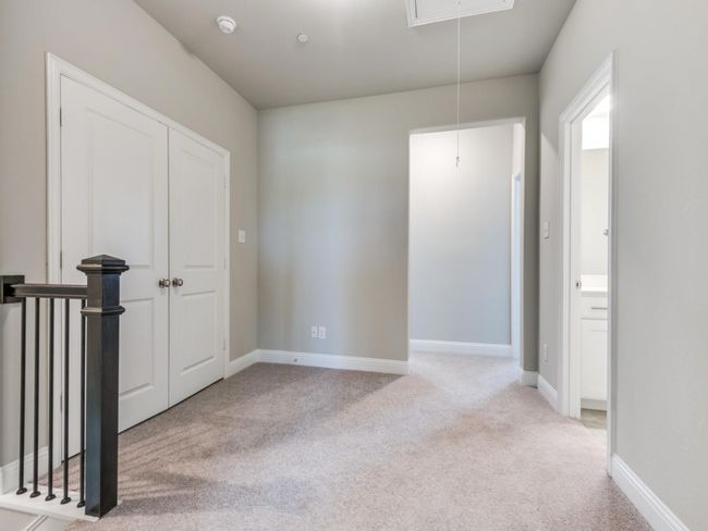 1036 Foxglove Dr, Townhouse with 3 bedrooms, 3 bathrooms and null parking in Carrollton TX | Image 15
