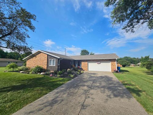 3441 E Warren Cir, Vincennes, IN, 47591-6568 | Card Image
