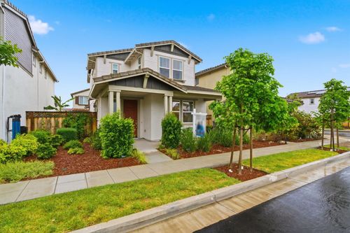 2259 S Podere Dr, Mountain House, CA, 95391-8247 | Card Image